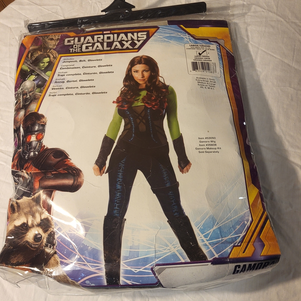 Guardians of the Galaxy Gamora And Star Lord Costume w Groot Plushie